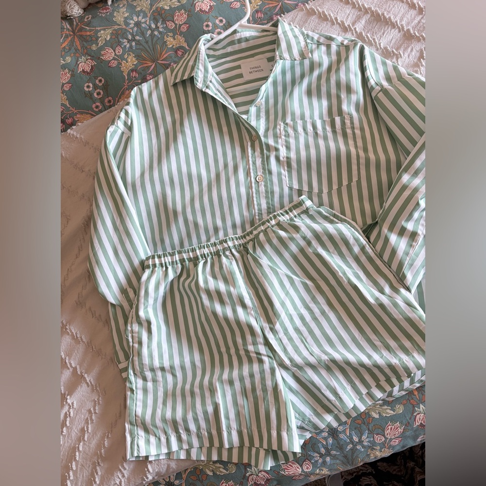 Striped Green & White Set